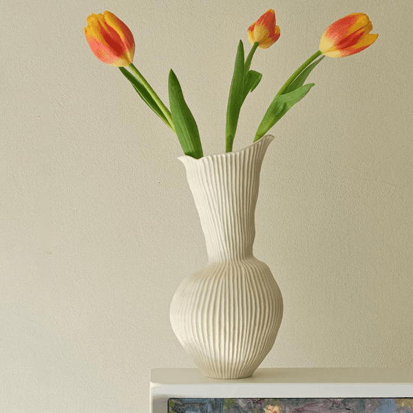 Big Mouth White Shell Vase